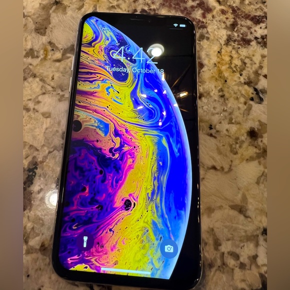 iPhone XS 64GB